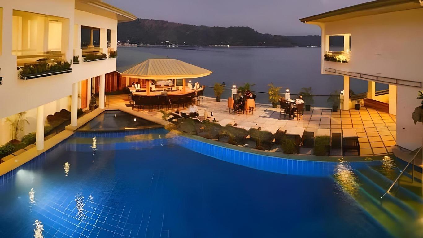 Mangrove Resort Hotel