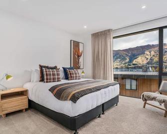 Lakeview Luxuy Vista Suite - Wanaka - Bedroom