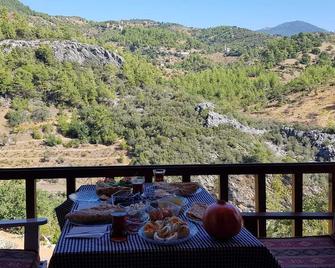 Hergül Holiday Village - Gazipaşa - Balkong