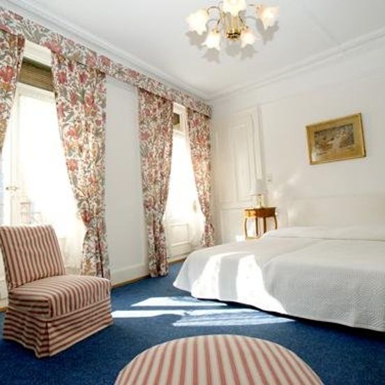J5 Hotels Helvetie Montreux image 1