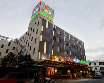 Zhengyi Hotel & Motel - Taitung City - Bâtiment