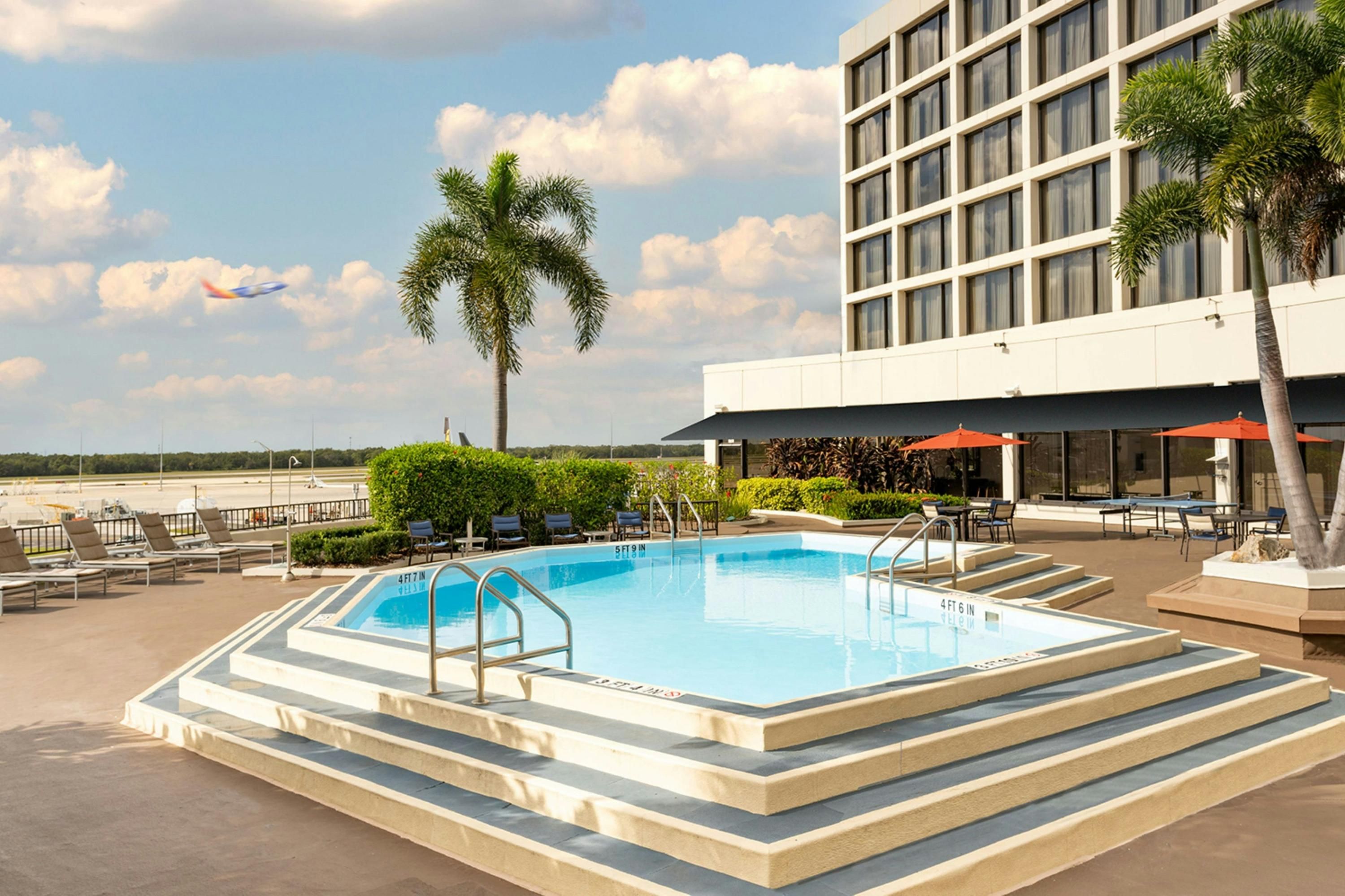 Tampa Airport Marriott - Tampa - Bể bơi