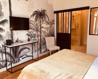 Chambre Roméo ou Juliette - הונפלואור - חדר שינה