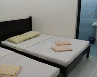 Boracay Courtyard Beach Resort - Boracay - Bedroom