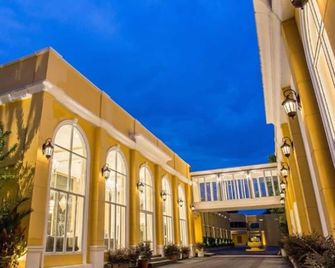 S Bangkok Hotel, Navamin - Mueang Nonthaburi - בניין