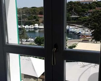 B&B Guest House Il Porto Vecchio - Stintino - Balcony