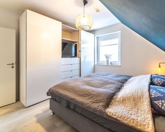 Fewo Am Schwanenteich Mit Dachterrasse - Innenstadt - Emden - Dormitor