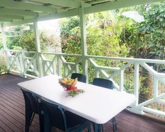 Green Lodge Holiday Homes - Nuku‘alofa - Balcony
