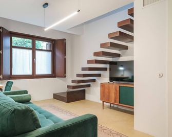 La Moderna Suites - מלאגה - סלון