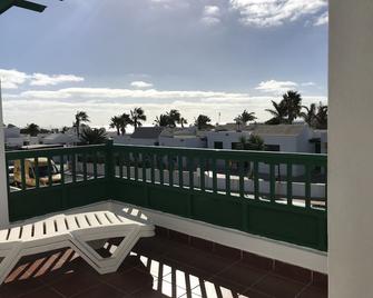 Alhambra Apartamentos - Puerto del Carmen - Balcó