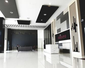 Alyssa Homestay Putrajaya 3r 3b - Putrajaya - Рецепція