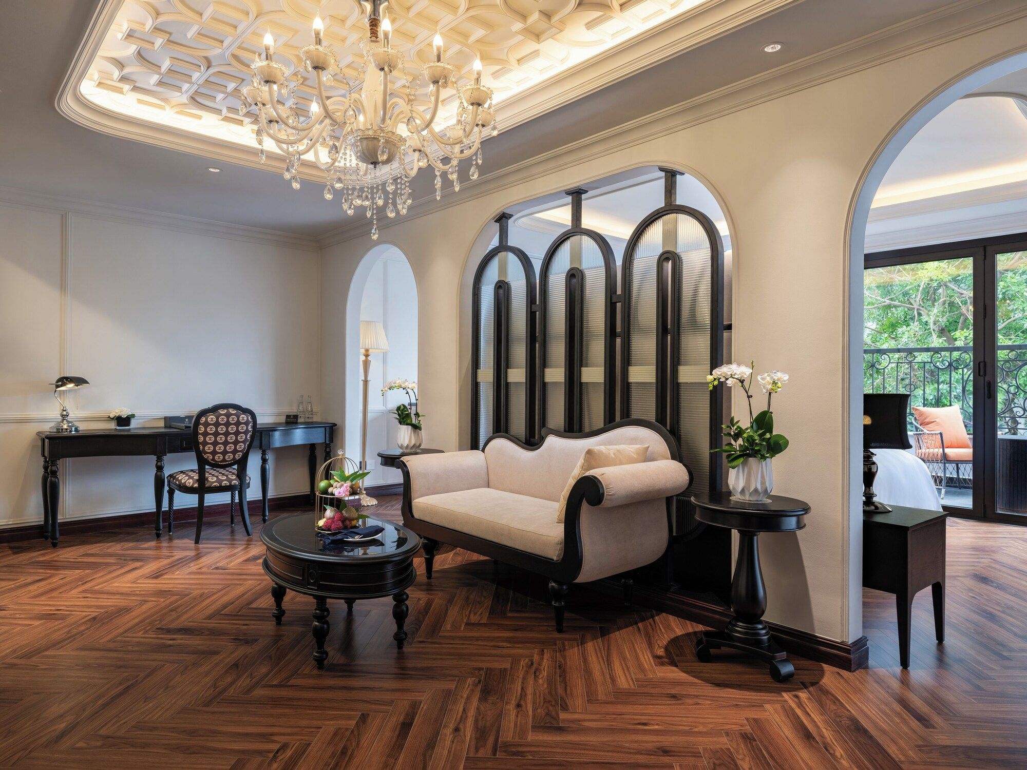 Grand Hotel Du Lac Hanoi - Hanoi - Living room