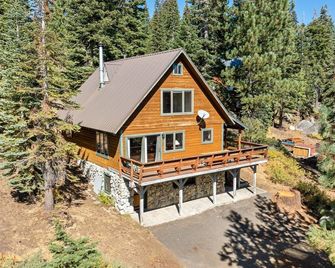 Mountain Getaway w/ Granny Unit, Dogs Ok #47 by Bear Valley Vacation Rentals - Arnold - Edificio