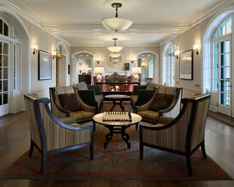 The Algonquin Resort St. Andrews by-the-Sea Autograph Collection - Saint Andrews - Living room