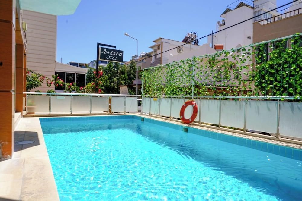Aristo Otel - Didim - בריכה