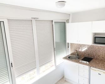 Apartamentos Concorde - Alicante - Cucina