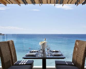 Mykonos Kosmoplaz Beach Resort Hotel - Platis Gialos