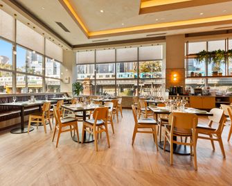 Clarion Suites Gateway - Melbourne - Restaurante