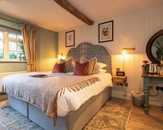 The Old House Inn - קראולי - חדר שינה