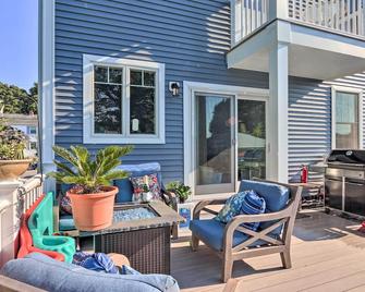 New London Hideaway Near Beaches and Local Spots! - New London - Patio