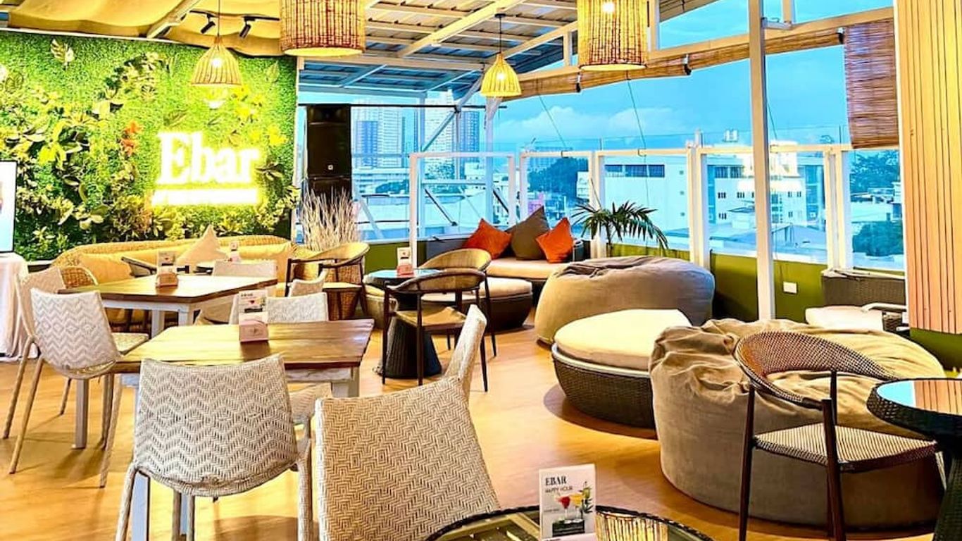 The Upperhouse Hotel by Hiverooms