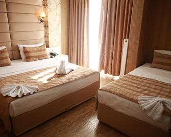 Know Hostel - Istanbul - Bedroom