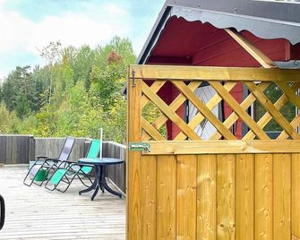 4 Star Holiday Home in Ulrika - Rimforsa - Balkon