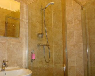Forest Gate Hotel - London - Bathroom