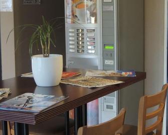 Hôtel de la Vallée - Ornans - Lobby