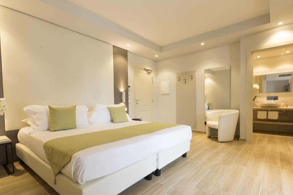 Hotel Villa Garuti - Padenghe sul Garda - Schlafzimmer