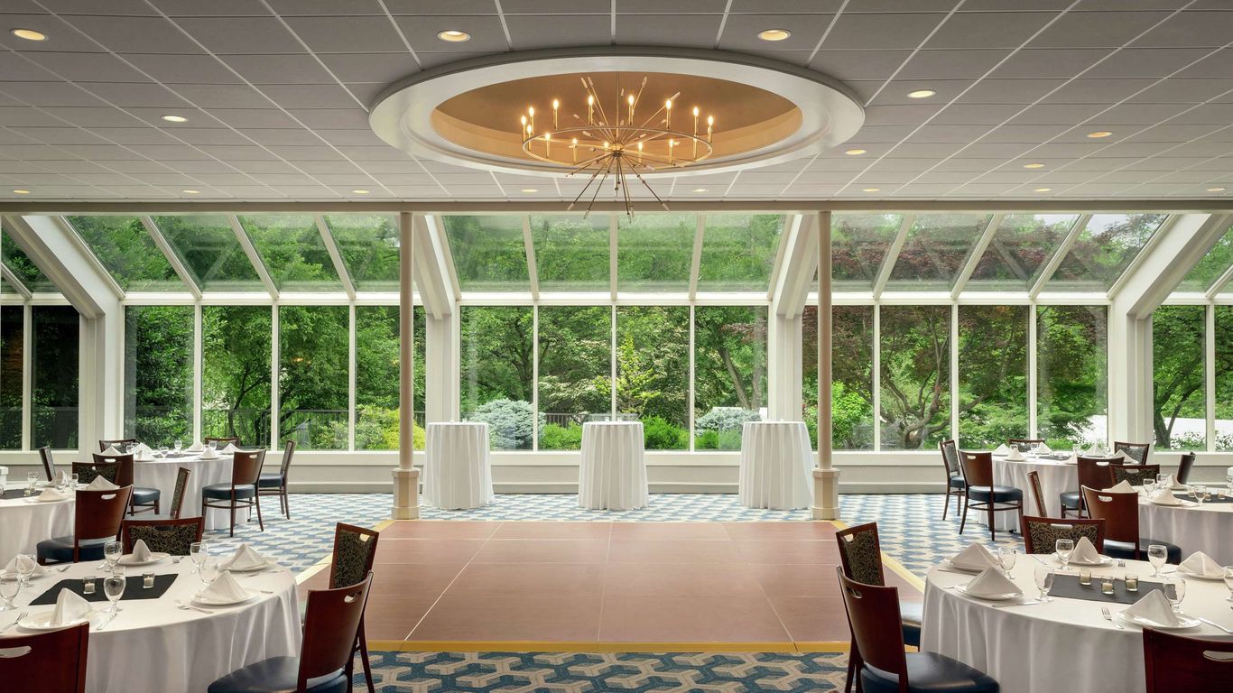 Doubletree by Hilton Somerset Hotel and Conference Center