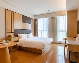 Ji Hotel Weihai Railway Station - Weihai - Habitación