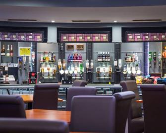 Airport Hotel Manchester - Manchester - Bar