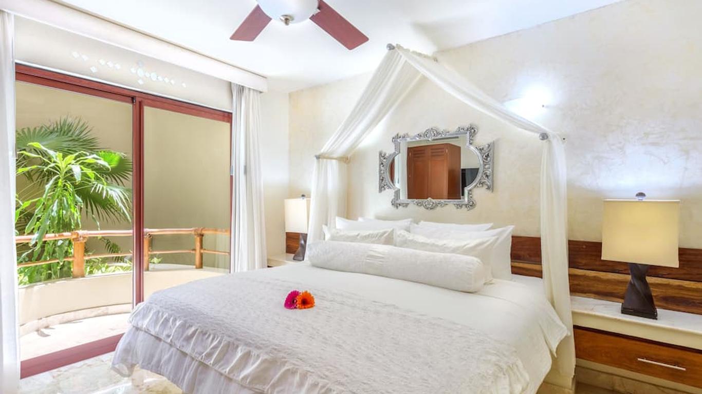 Maya Villa Condo Hotel and Beachclub
