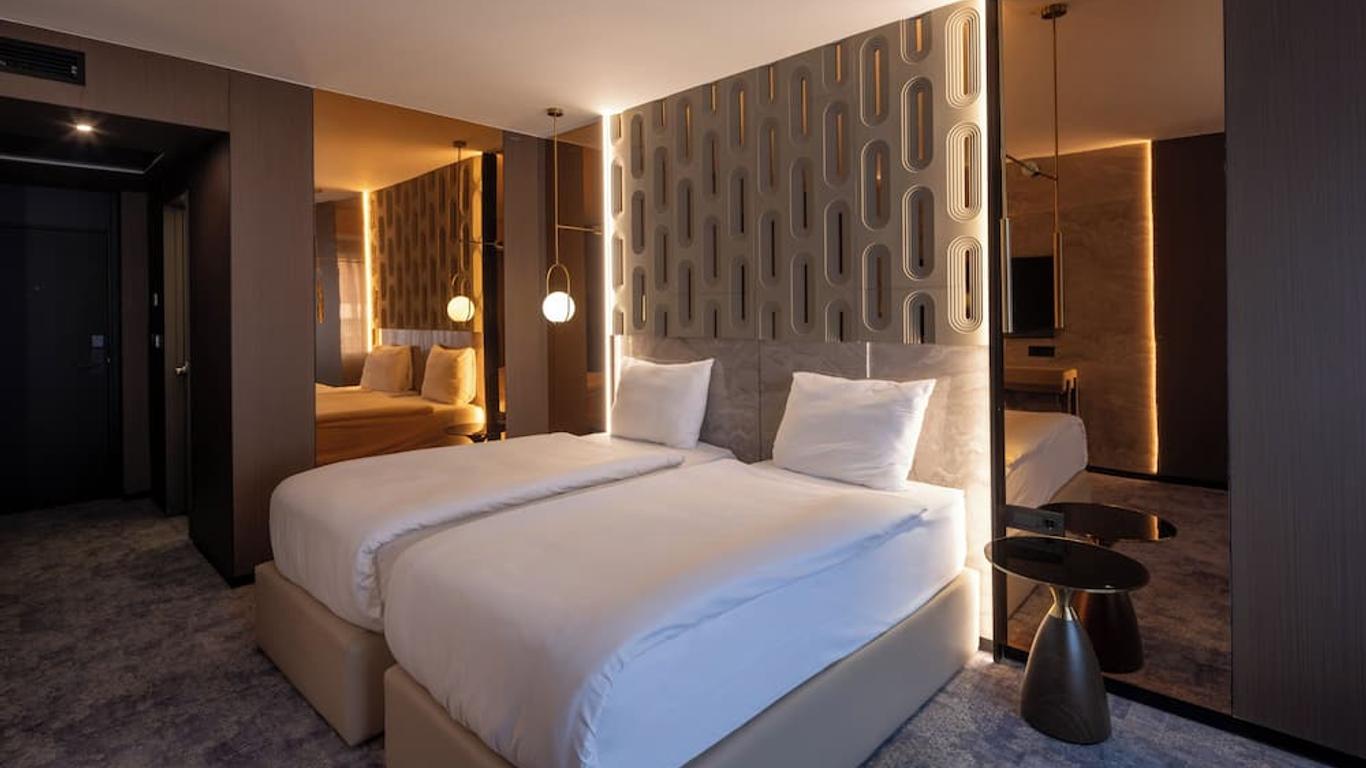 نوبيل ديزاين هوتل