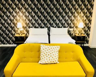 Apartamentos Arriba by gaiarooms - Salamanca - Habitación