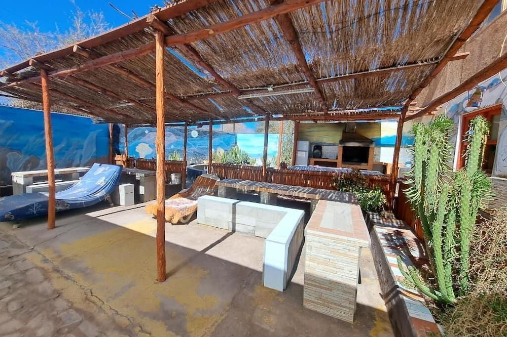 هوستال أميجو لوتشو