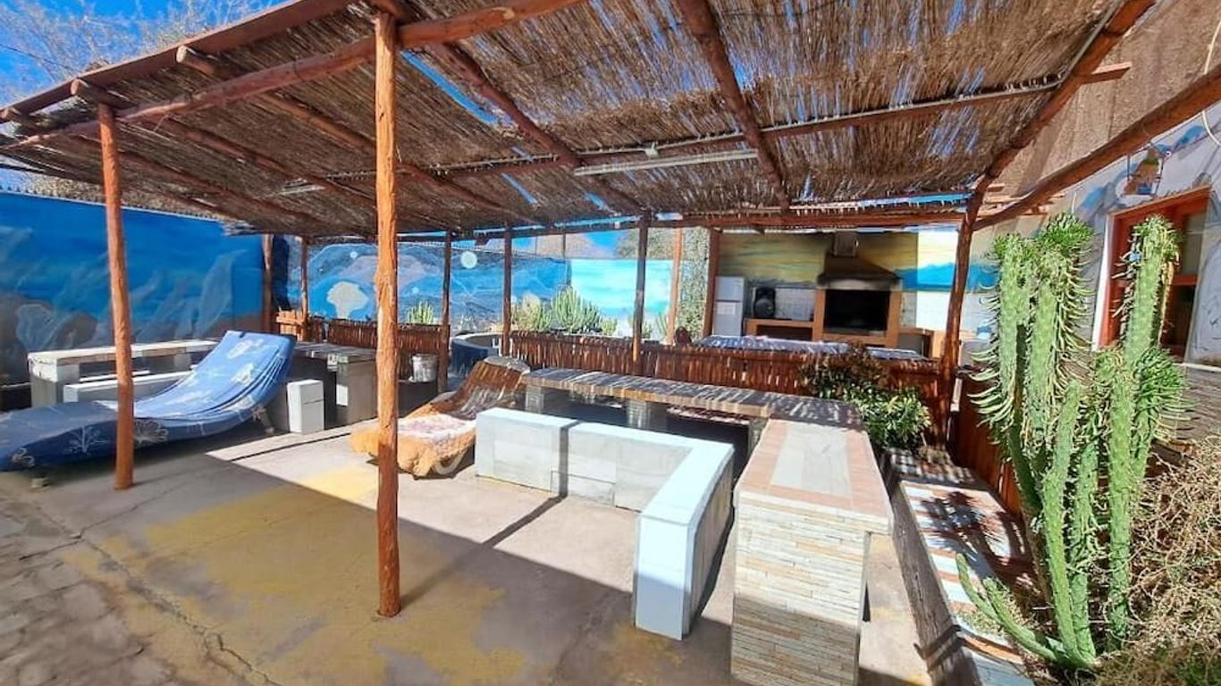 Hostal El Amigo Lucho