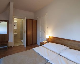 Art Deco Hotel Hoffmann - Kladno - Bedroom