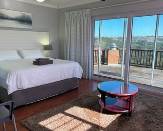 Skylink Holiday Accommodation - East London - Bedroom