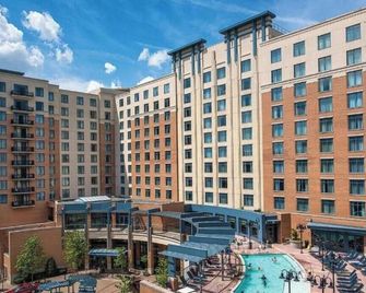 2-bedroom Presidential in tranquil National Harbor with fitness room and AC - Oxon Hill - Gebäude