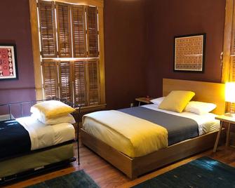 Hotel Frederick - Boonville - Bedroom