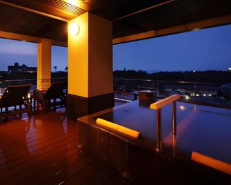Haginoya - Murakami - Balcony