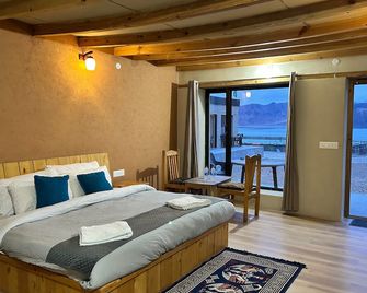 Mystic Pangong - Spangmik - Bedroom