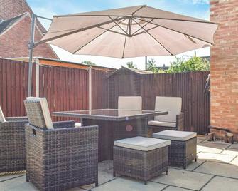 Jarvea - Evesham - Patio