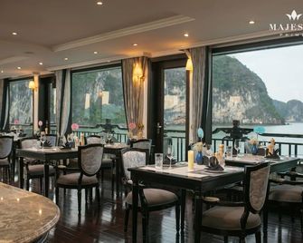 Majesty Prime Cruise - Ha Long - Restaurant