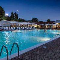 hu Venezia Camping in Town - Venezia - Piscina
