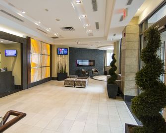Maplewood Suites - Square One - Mississauga - Lobby