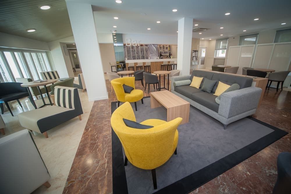 Gran Hotel De Jaca - Jaca - Lounge
