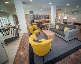 Gran Hotel De Jaca - Jaca - Lounge
